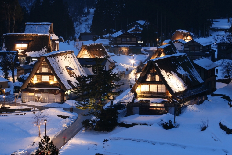白川鄉合掌村的合掌造民居